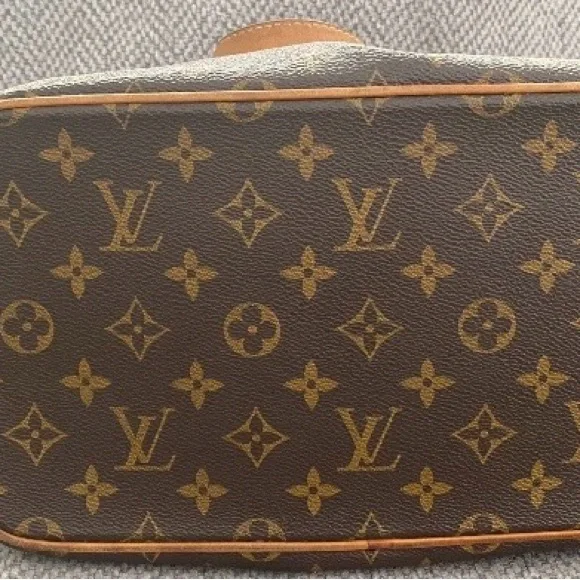Louis Vuitton Classic Brown Monogram Tote - Picture 7 of 12